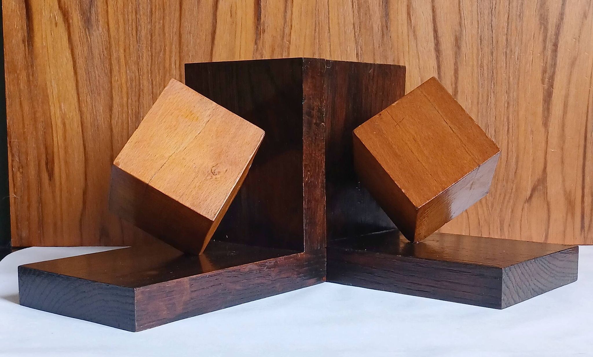 Cubist pair of bookends made of stained solid wood, 1960.
