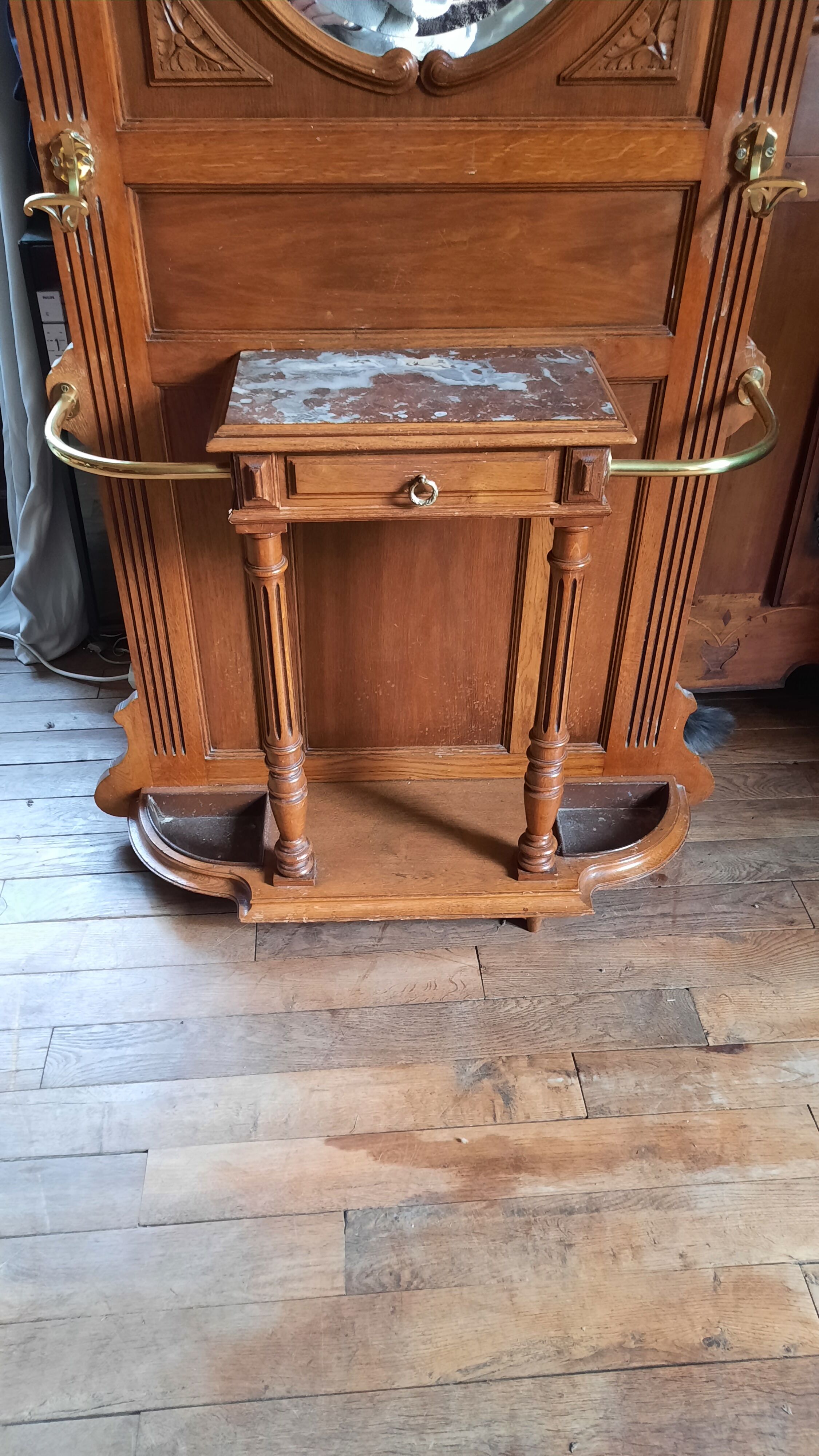 Coat rack art deco wardrobe