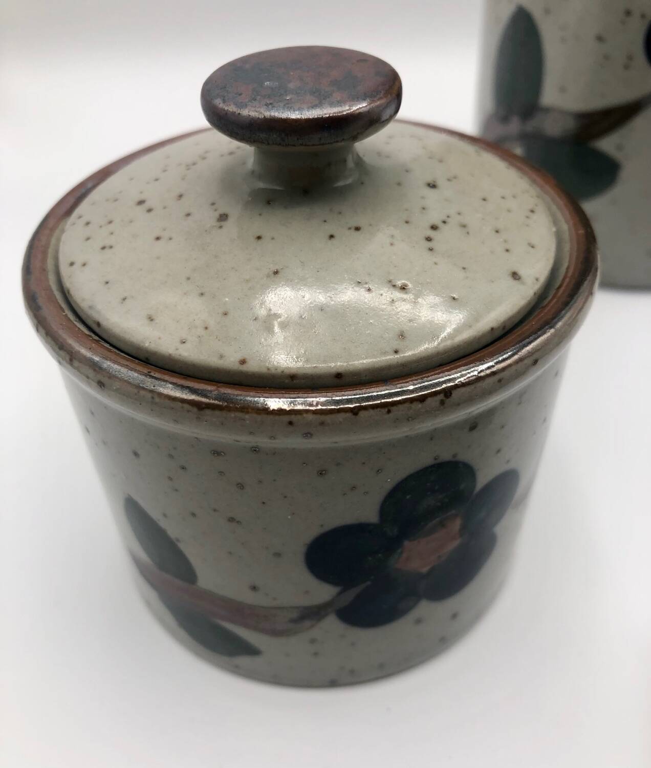 Enamelled stoneware coffee tea service