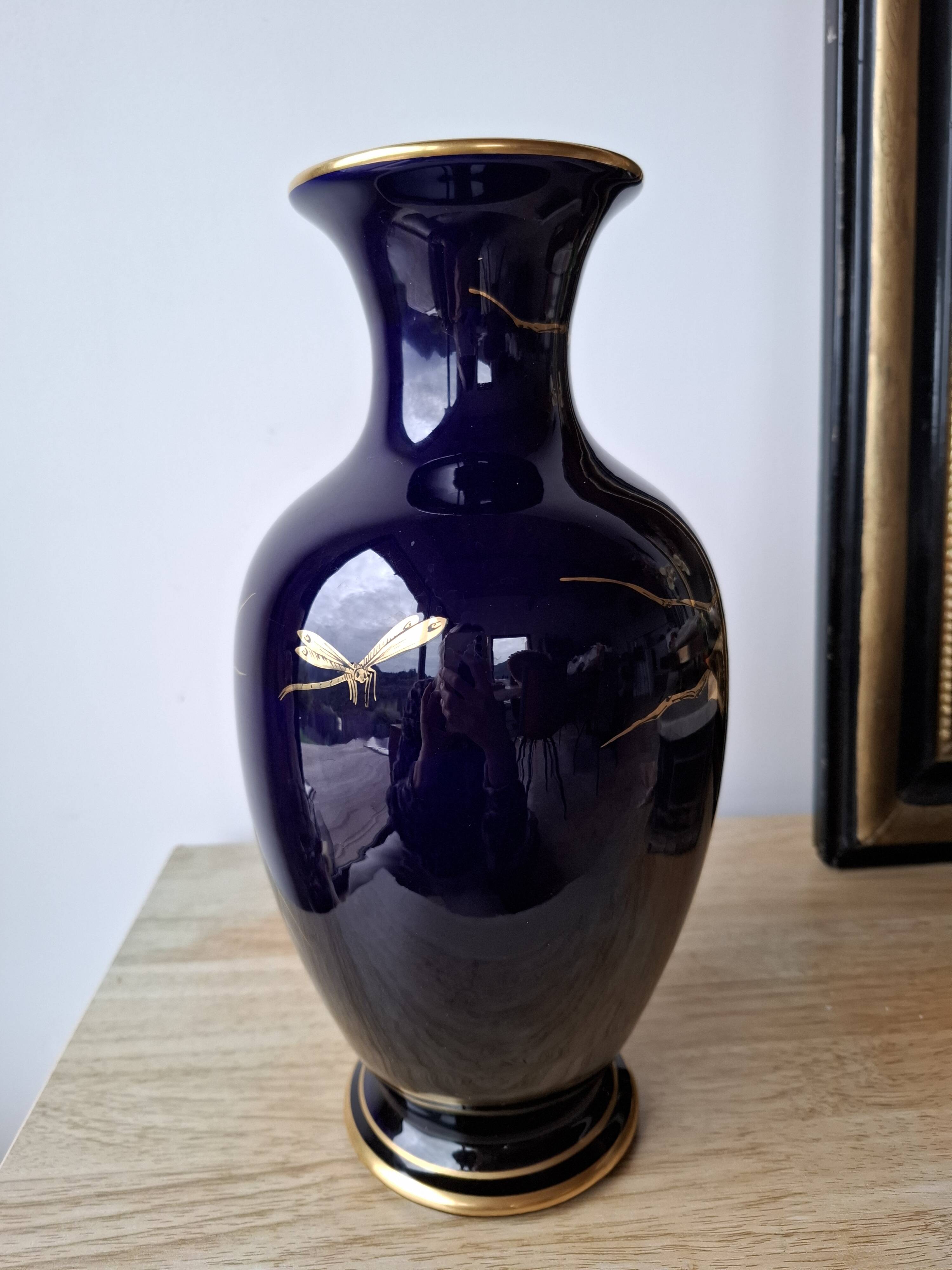 Blue vase from Tours, signed Gustave Asch, Sainte Radegonde