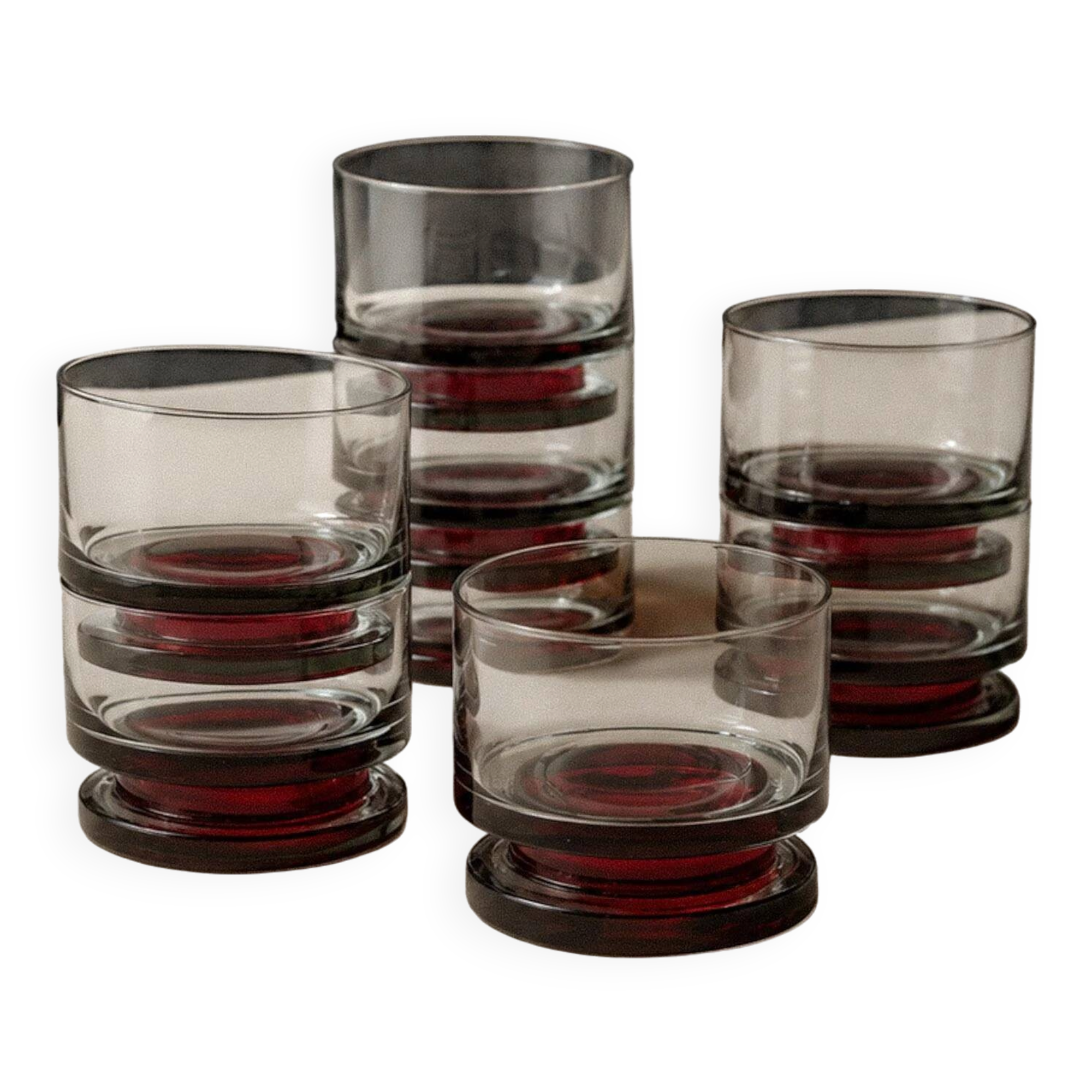 Ensemble vintage de 8 verres à boire des années 1970, verre gris avec pied rouge, larges coupes pour champagne, vin ou desserts, décoration de table rétro, idée cadeau