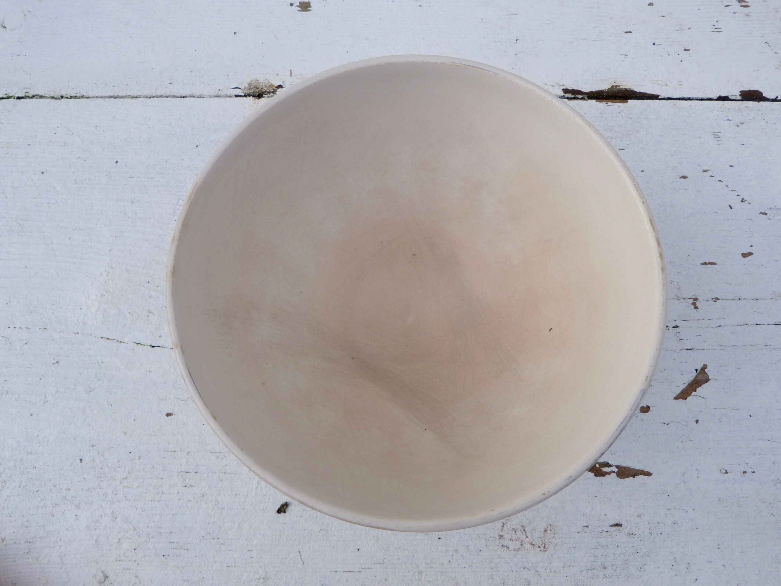 Bol ancien en céramique à pois vert