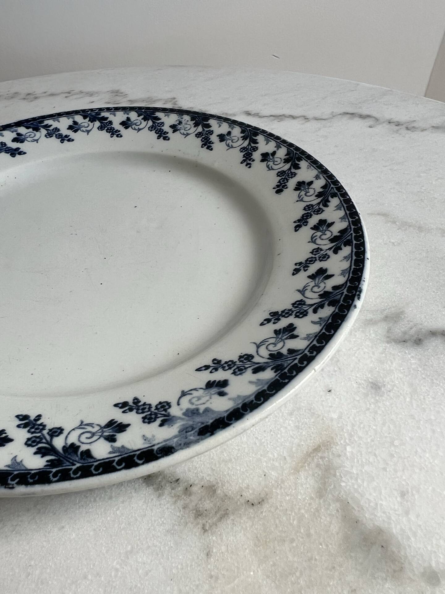 Assiette plate GIEN Terre de Fer — Collection Montigny