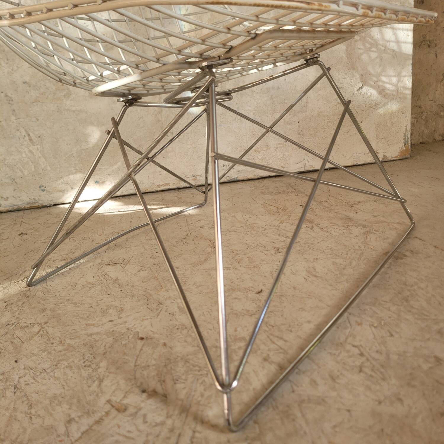 Lkr Eames chair, Herman Miller edition.