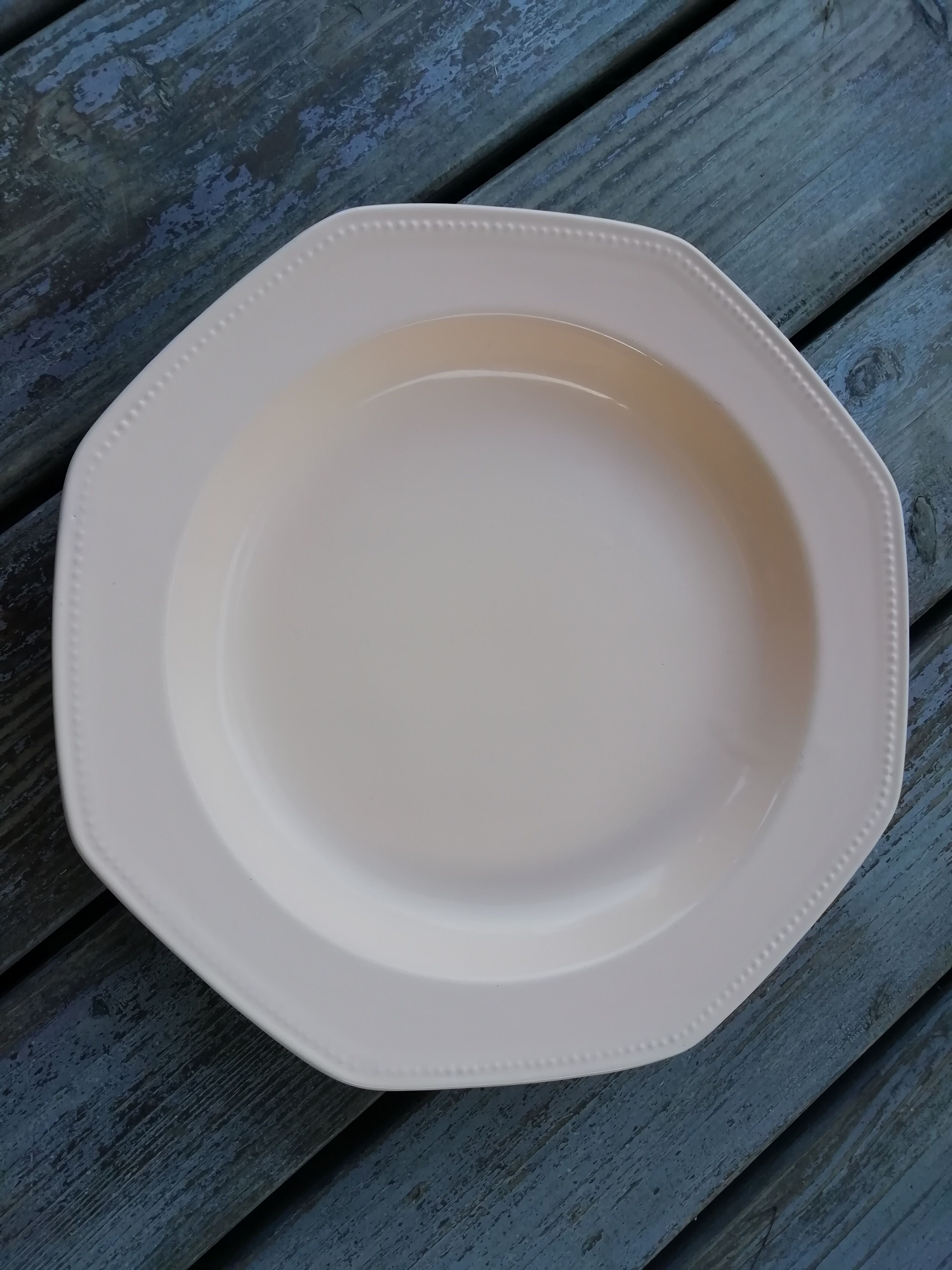 Plat octogonal rose poudré