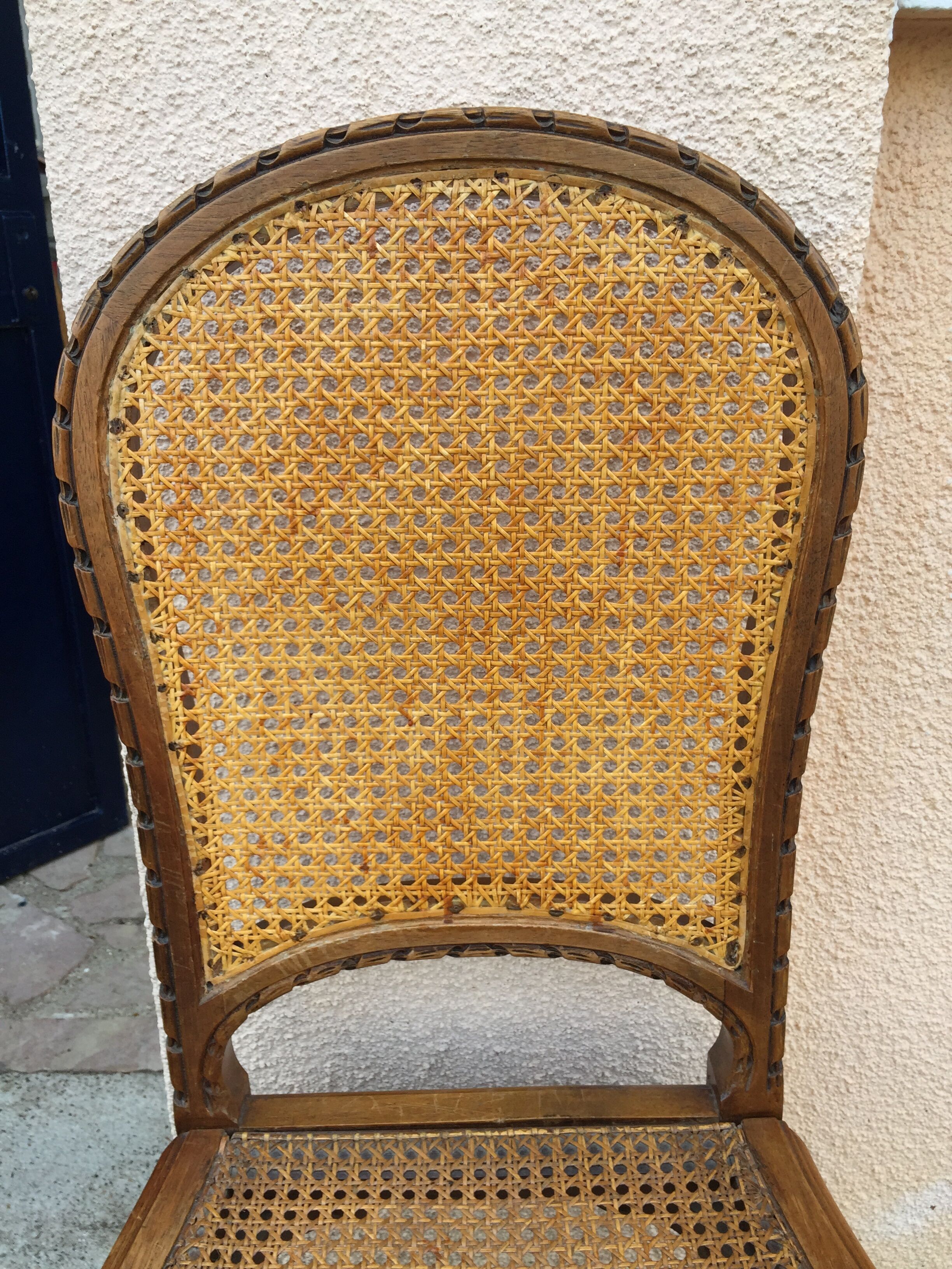 Set of 5 wooden chairs cane