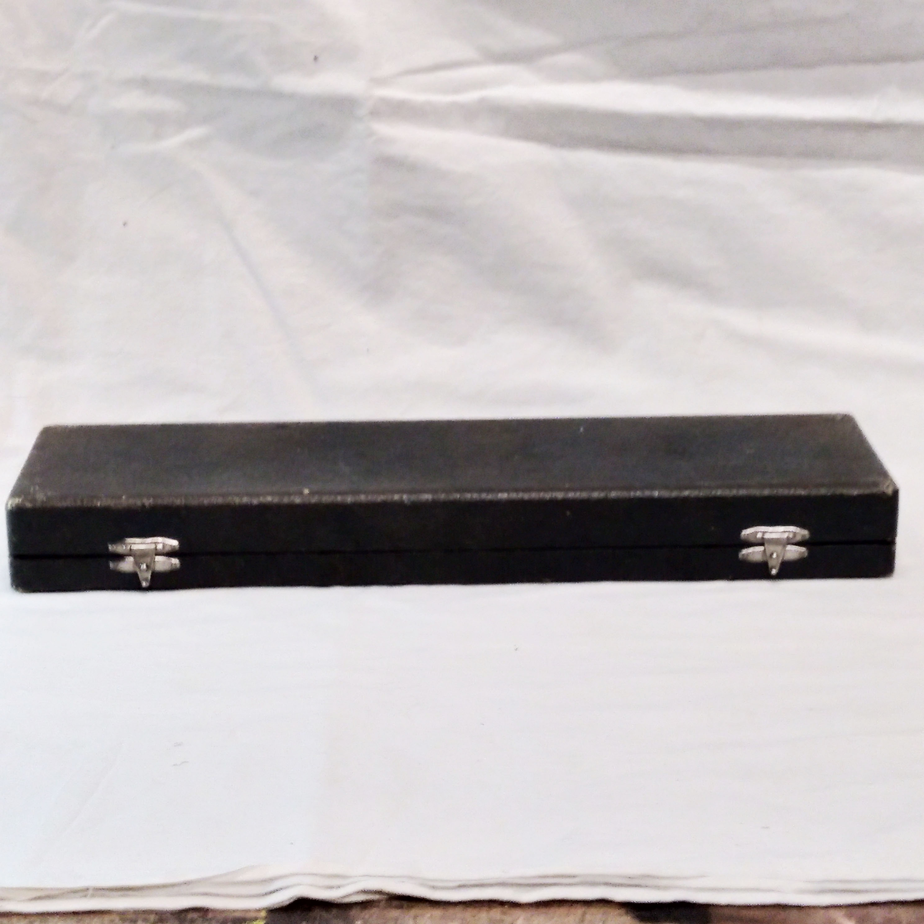 1930 silver metal pie shovel