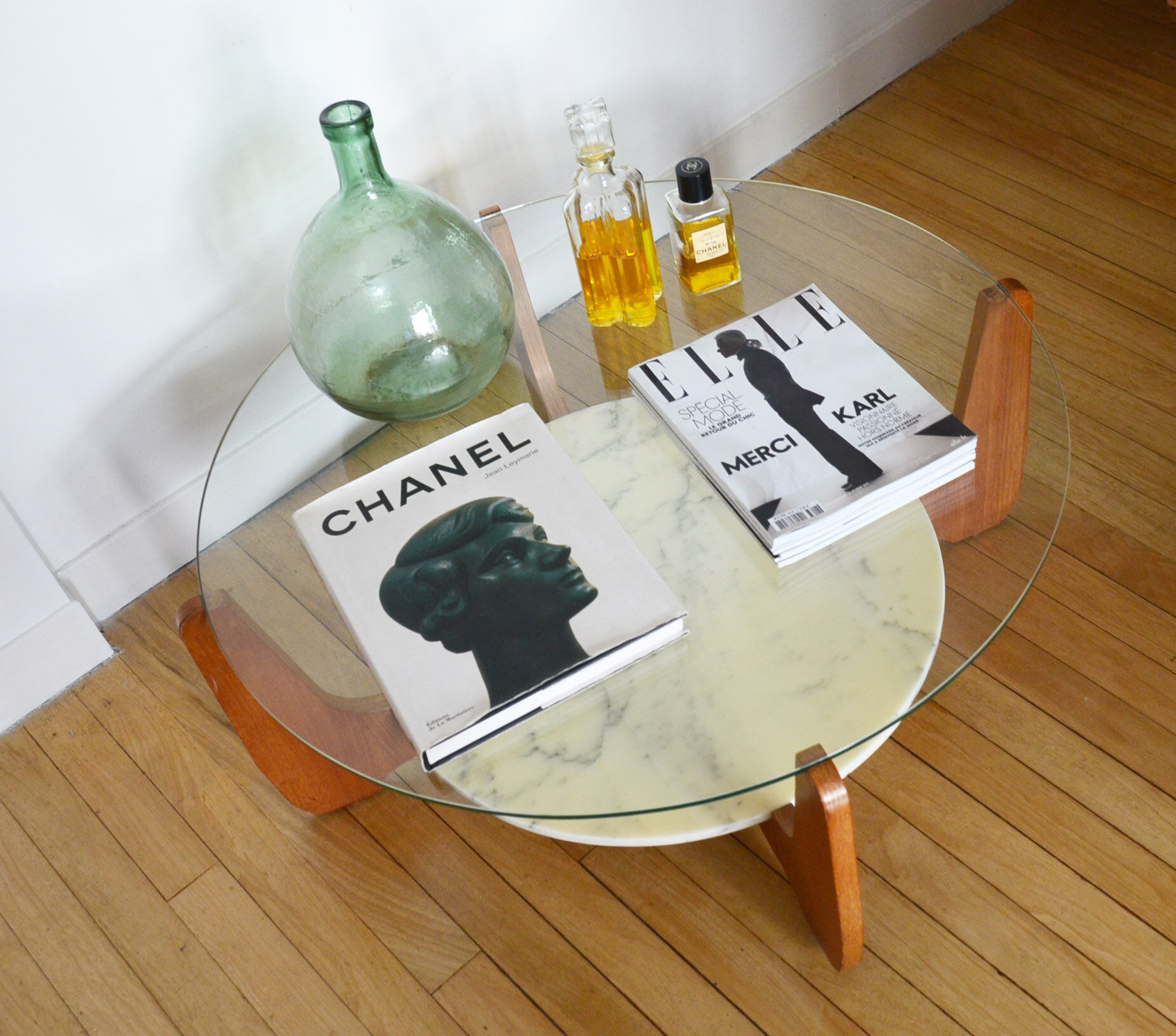 Table low Hugues Poignant marble glass and teak 60s