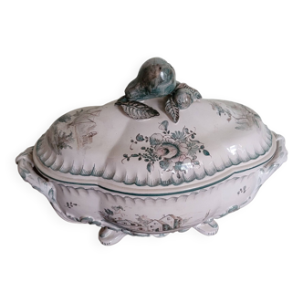 Tureen