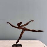 Dancer, sculpture by Yves Lohé