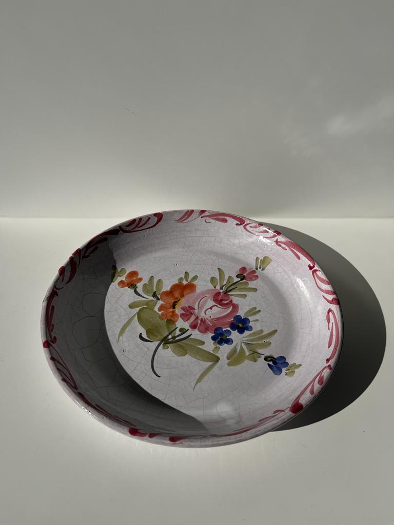 Sicilian plate pink hand-painted floral pattern