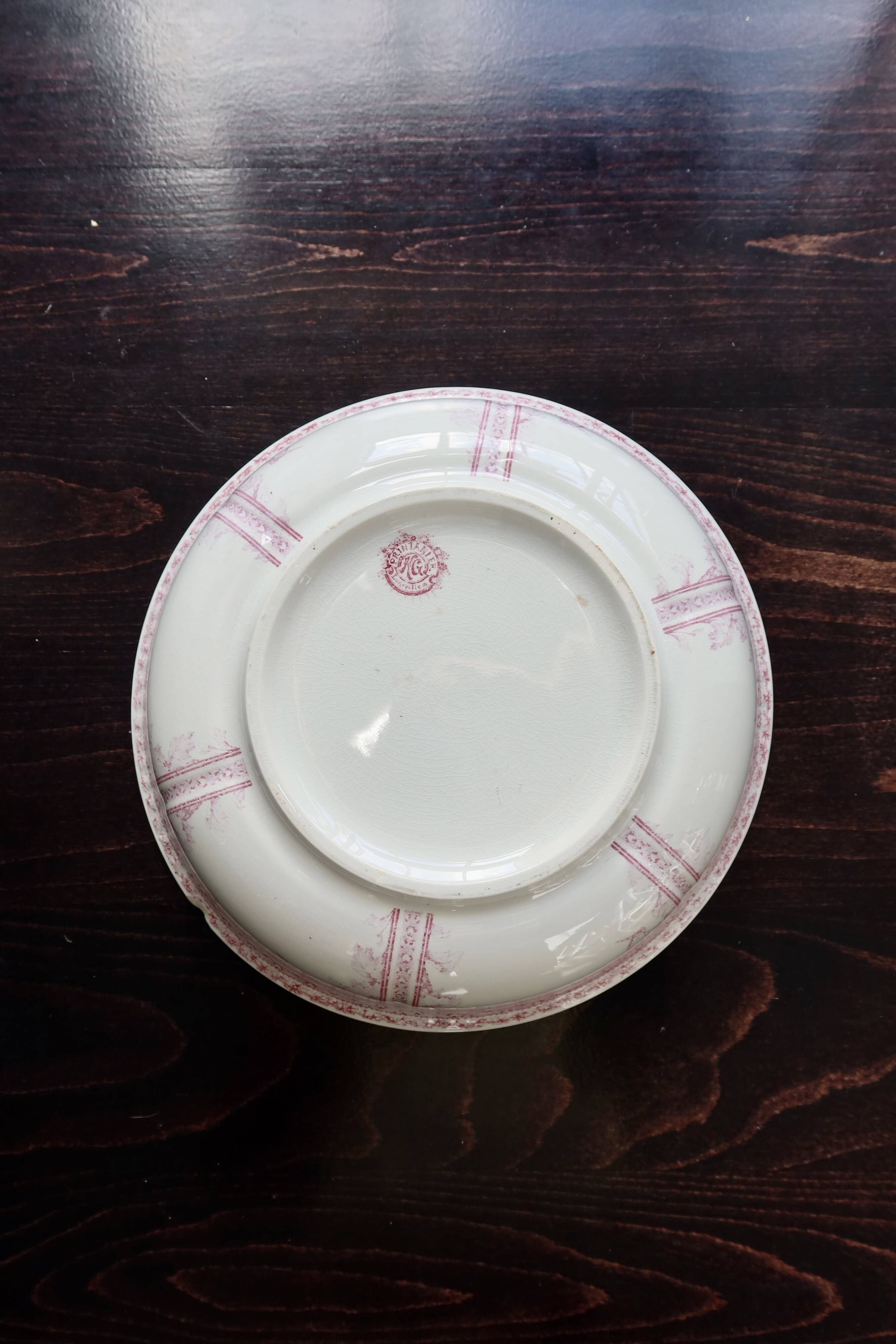 Antique Lunéville earthenware basin/salad bowl, Printanier pattern, red