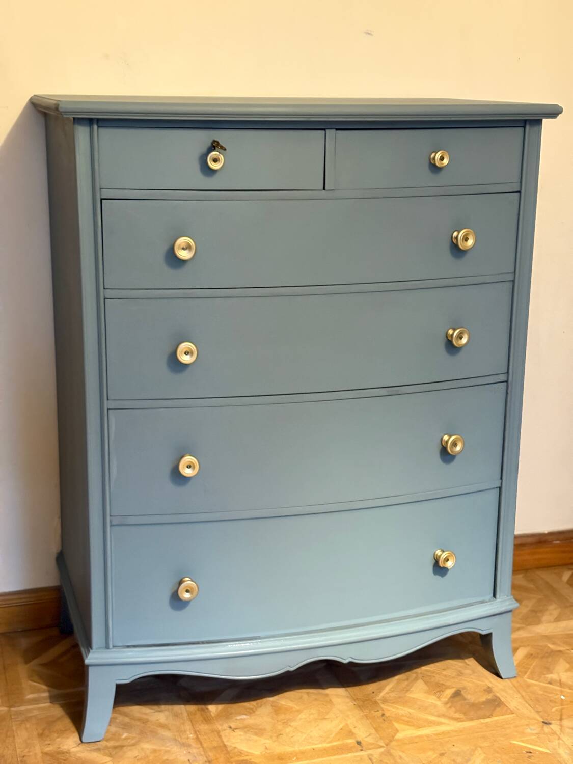 Antique blue zinc-coated chest of drawers