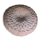 Coussin rond vintage en velours beige rosé tressé