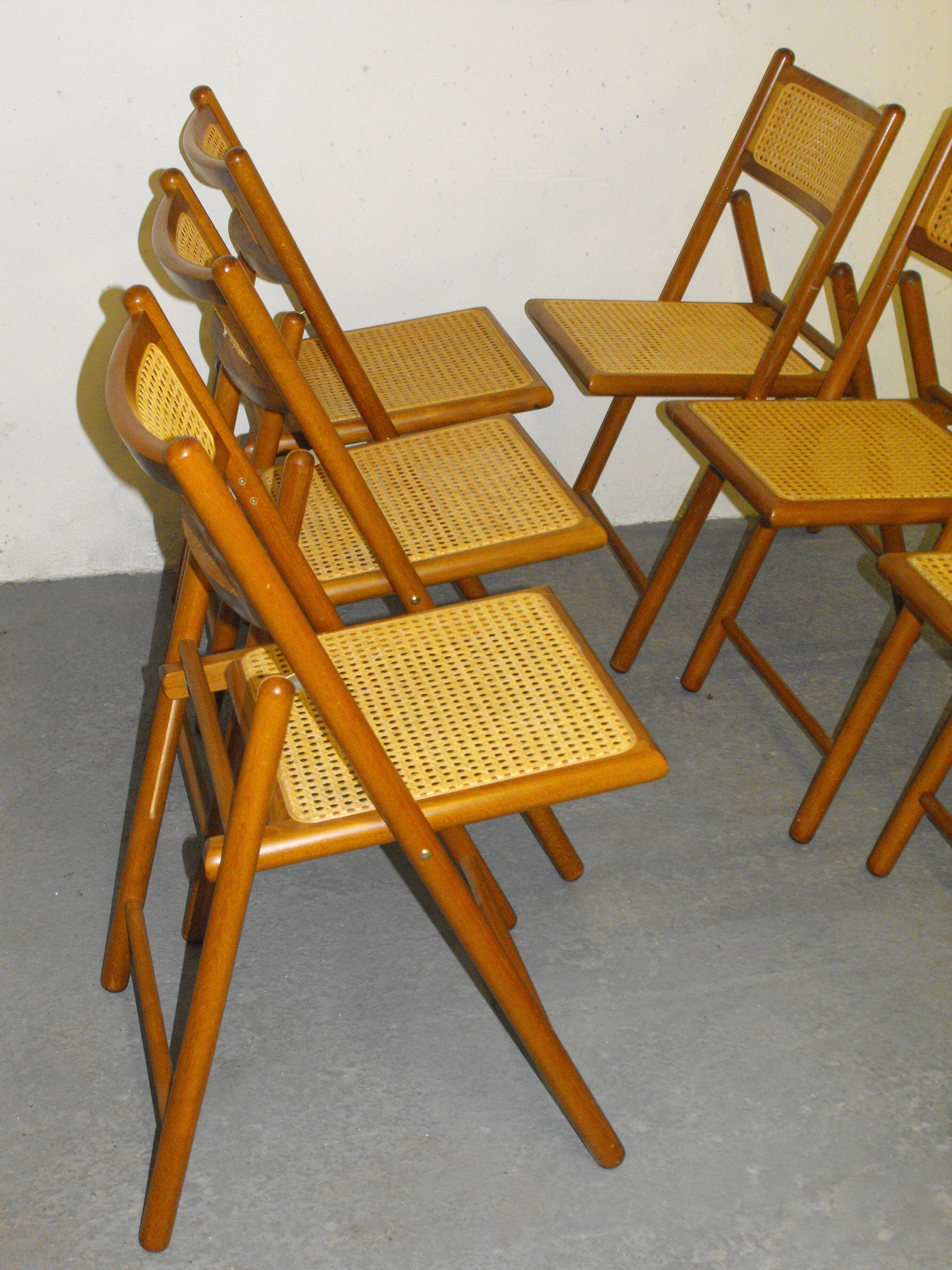 Set de 6 chaises pliantes cannées vintage