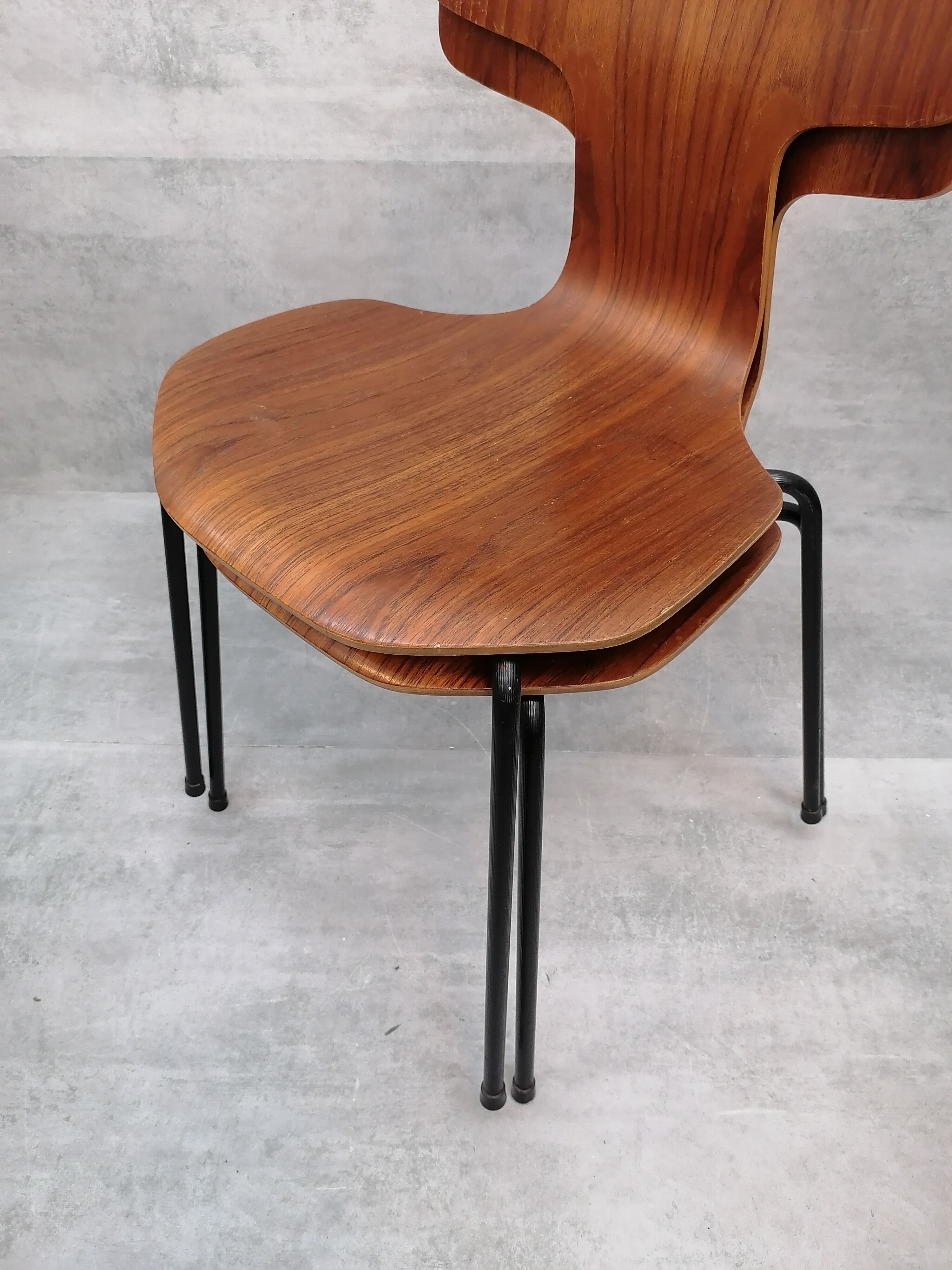 Set of 2 model 3103 Hammer chairs by Arne Jacobsen for Fritz Hansen, Denmark , 1969