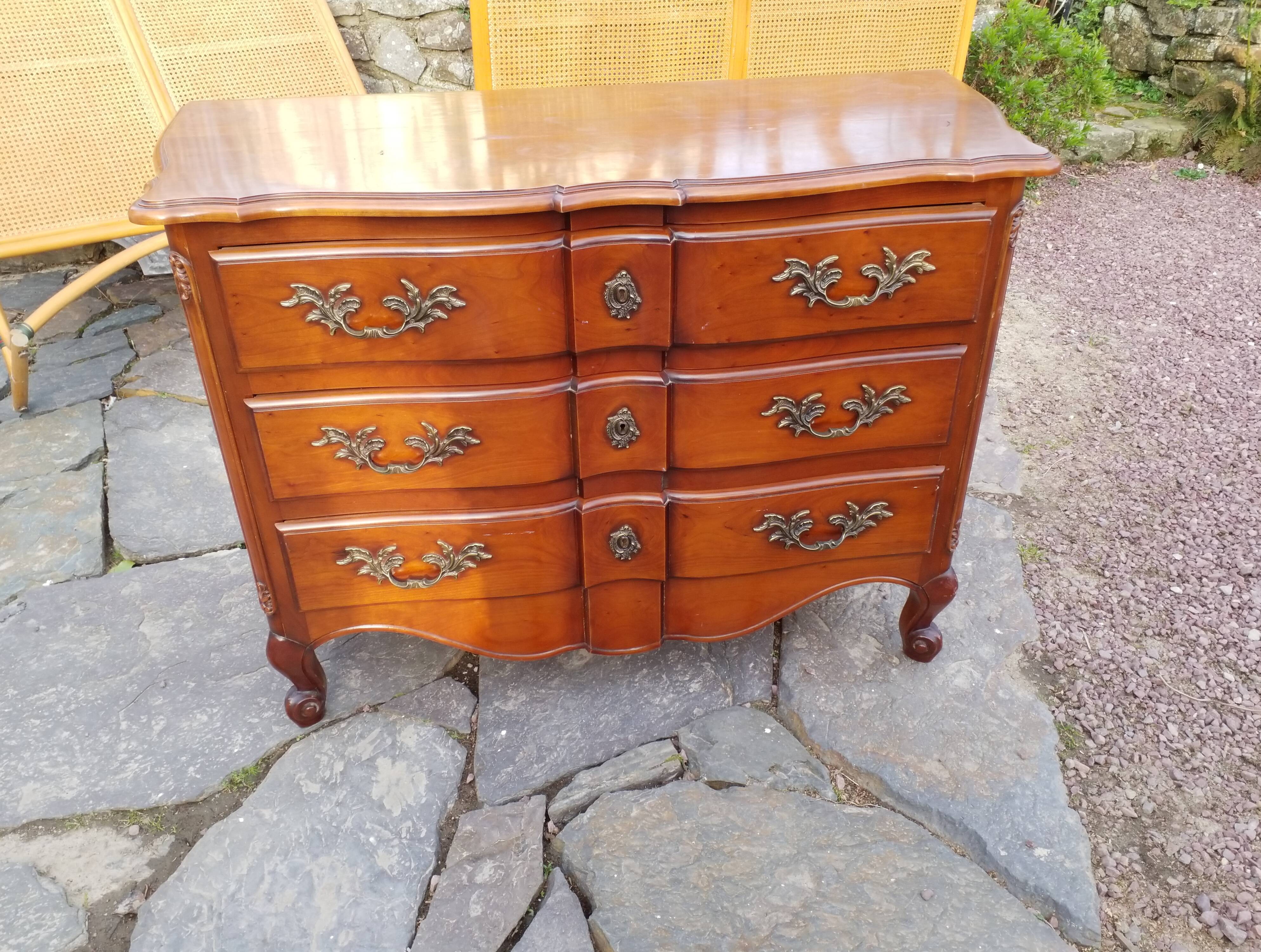 Cherry chest of drawers