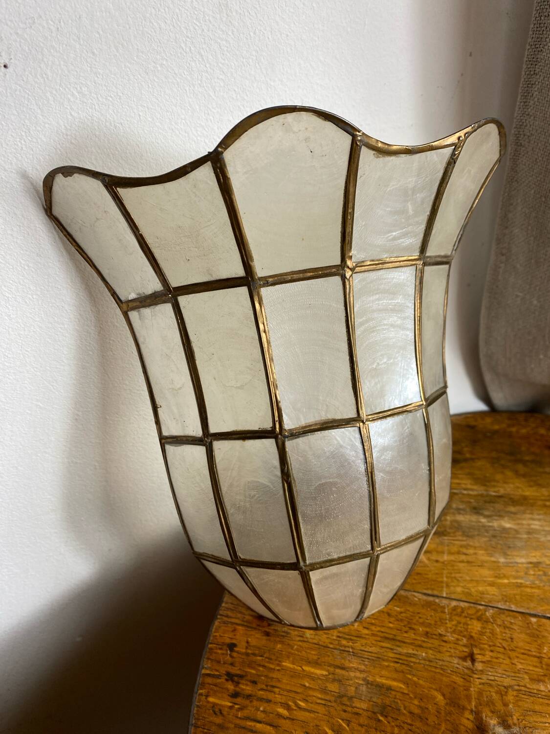 Applique en nacre et laiton