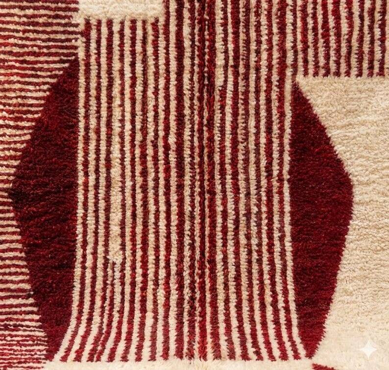 Handmade traditional Moroccan Berber rug size 2/3 m