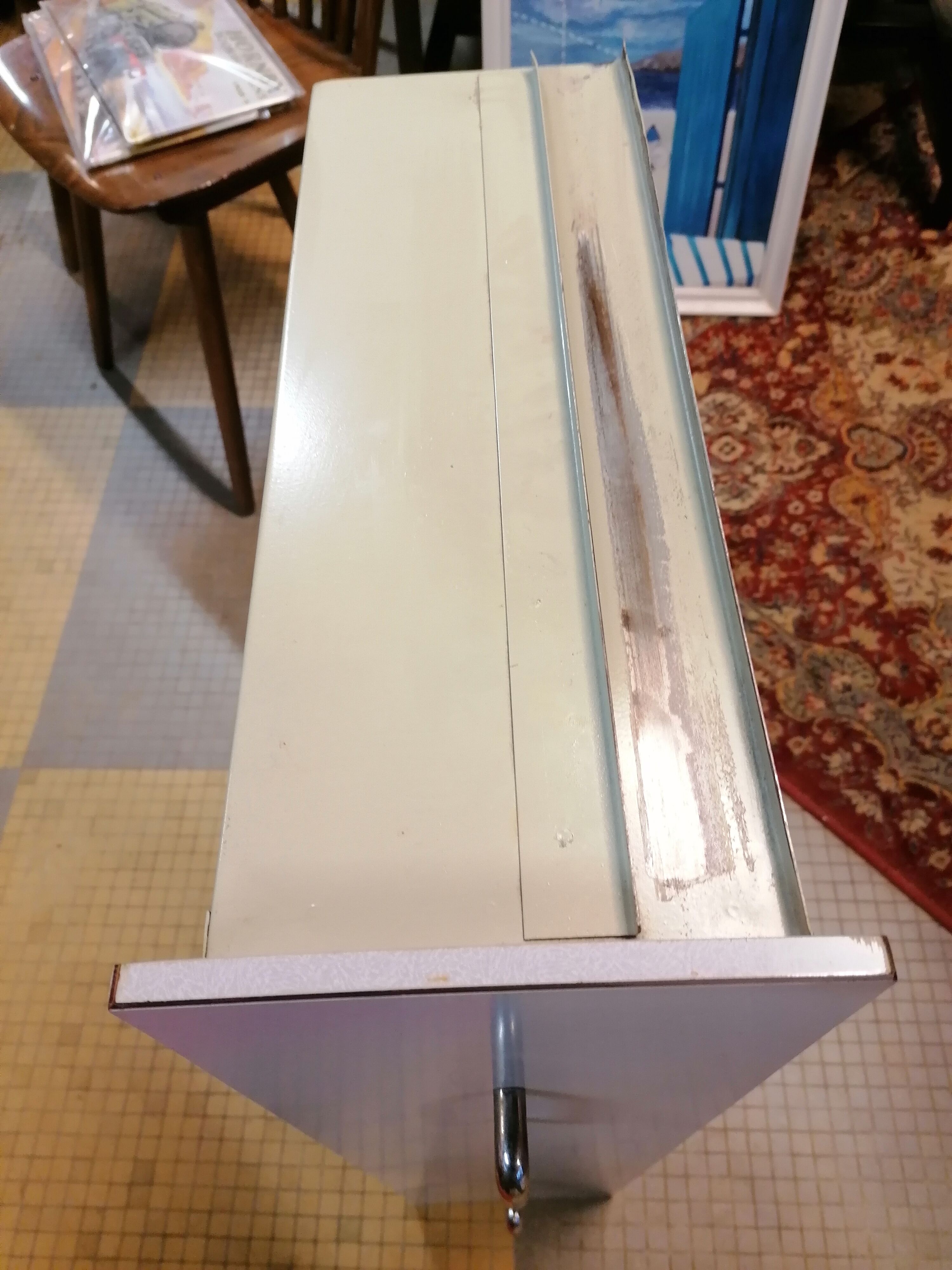Vintage chest of drawers