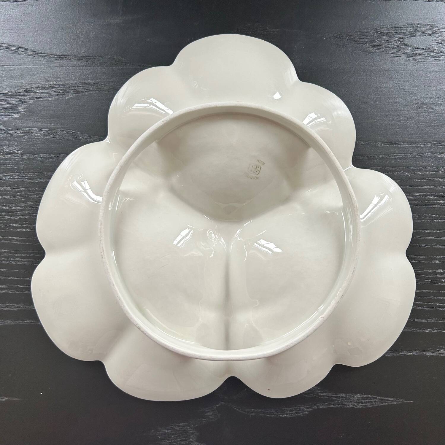 Porcelain serving dish