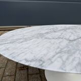 Original oval coffee table Knoll Tulip Eero Saarinen Carrara