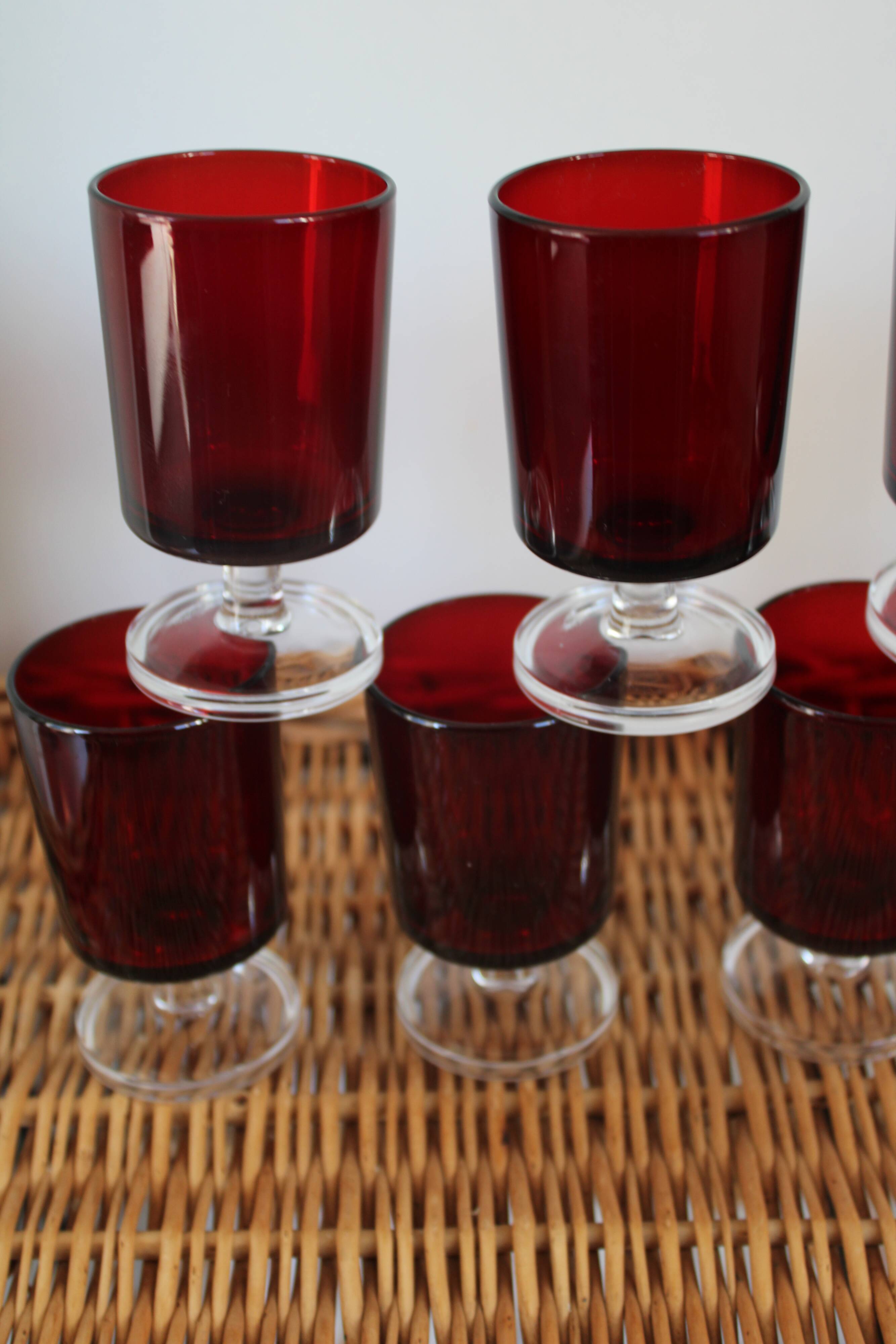 9 verres à vin rouges Luminarc