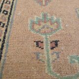 Tapis persan fait main signé