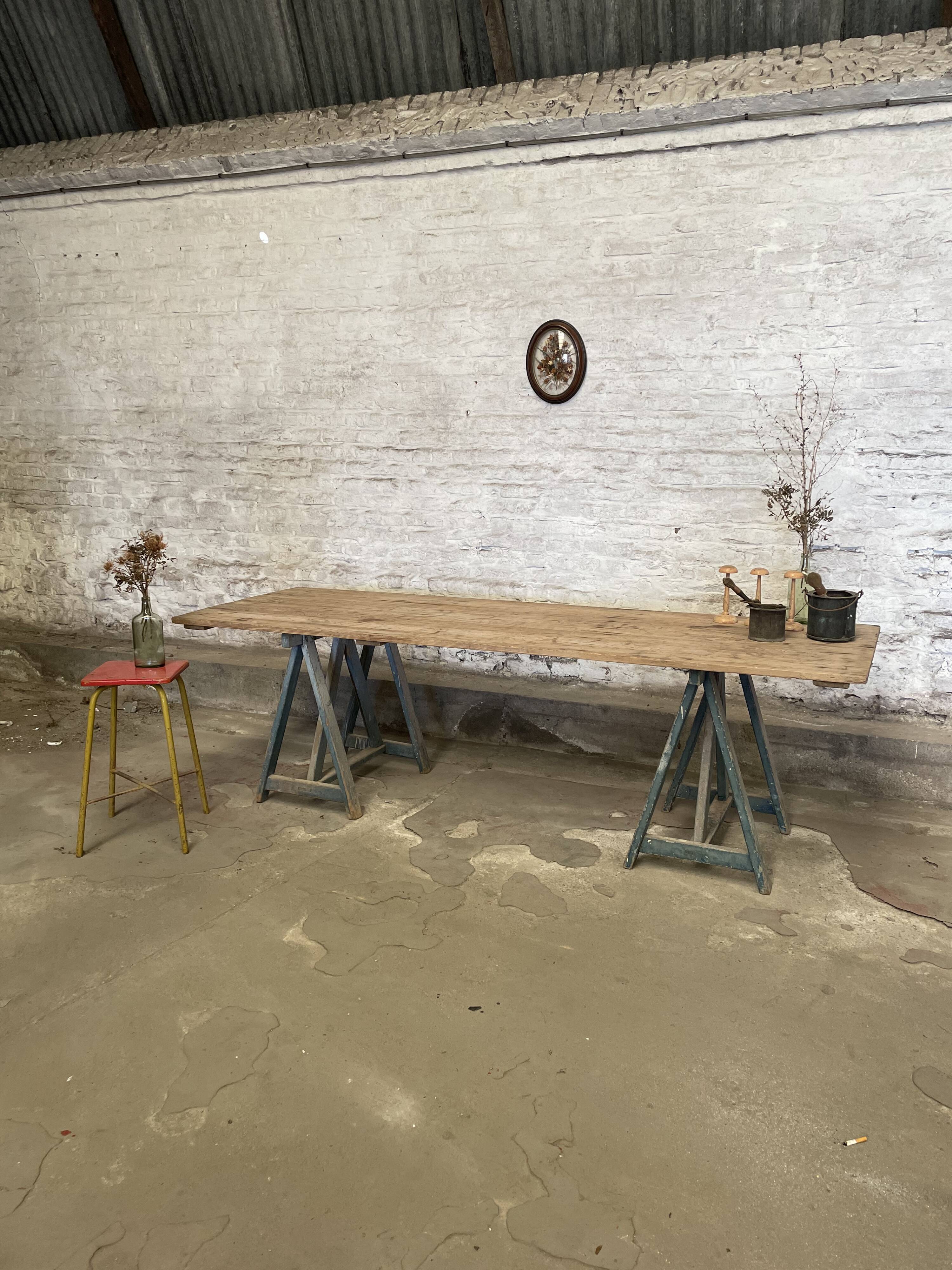 Trestle top table