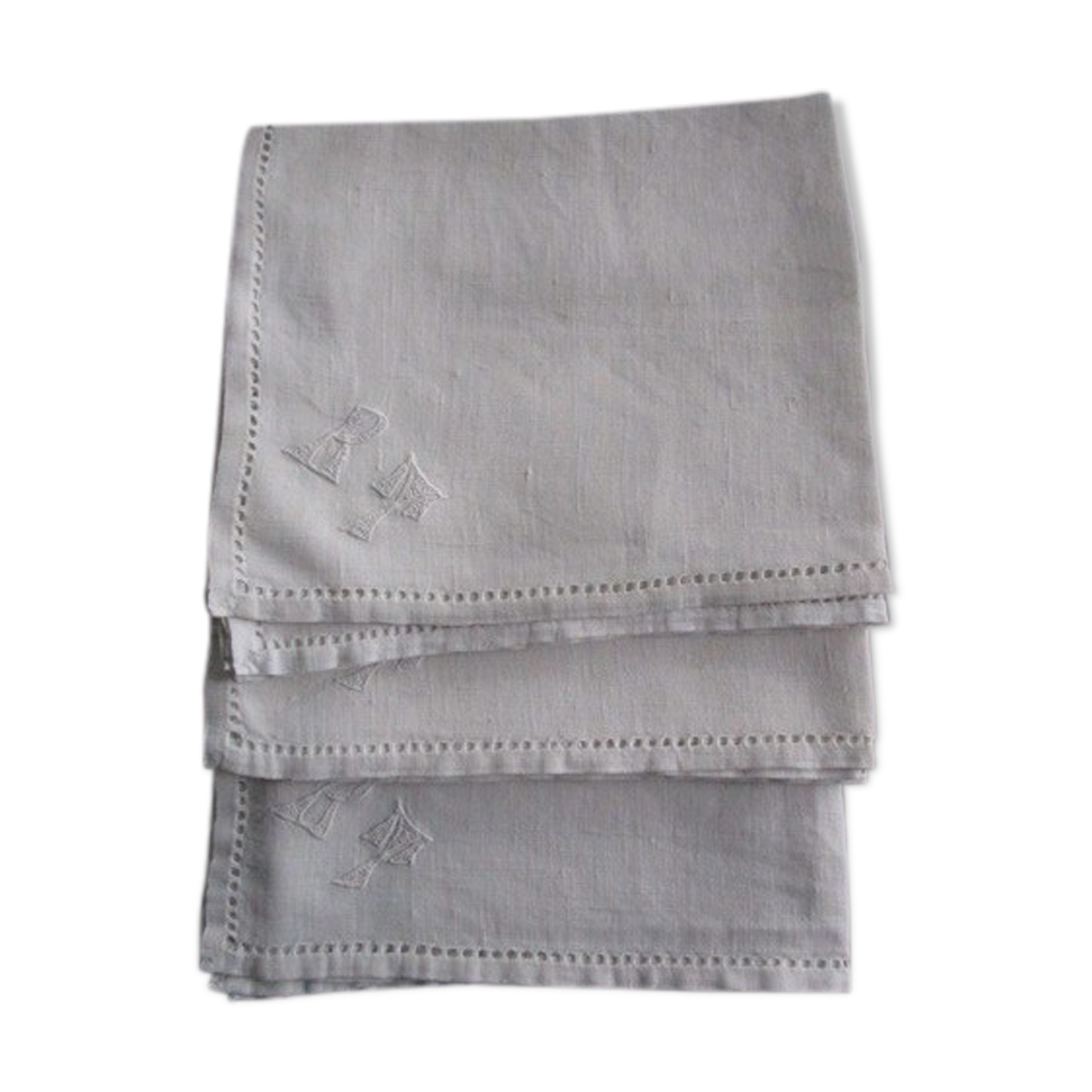 7 monogrammed-embroidered old towels:60x50cm