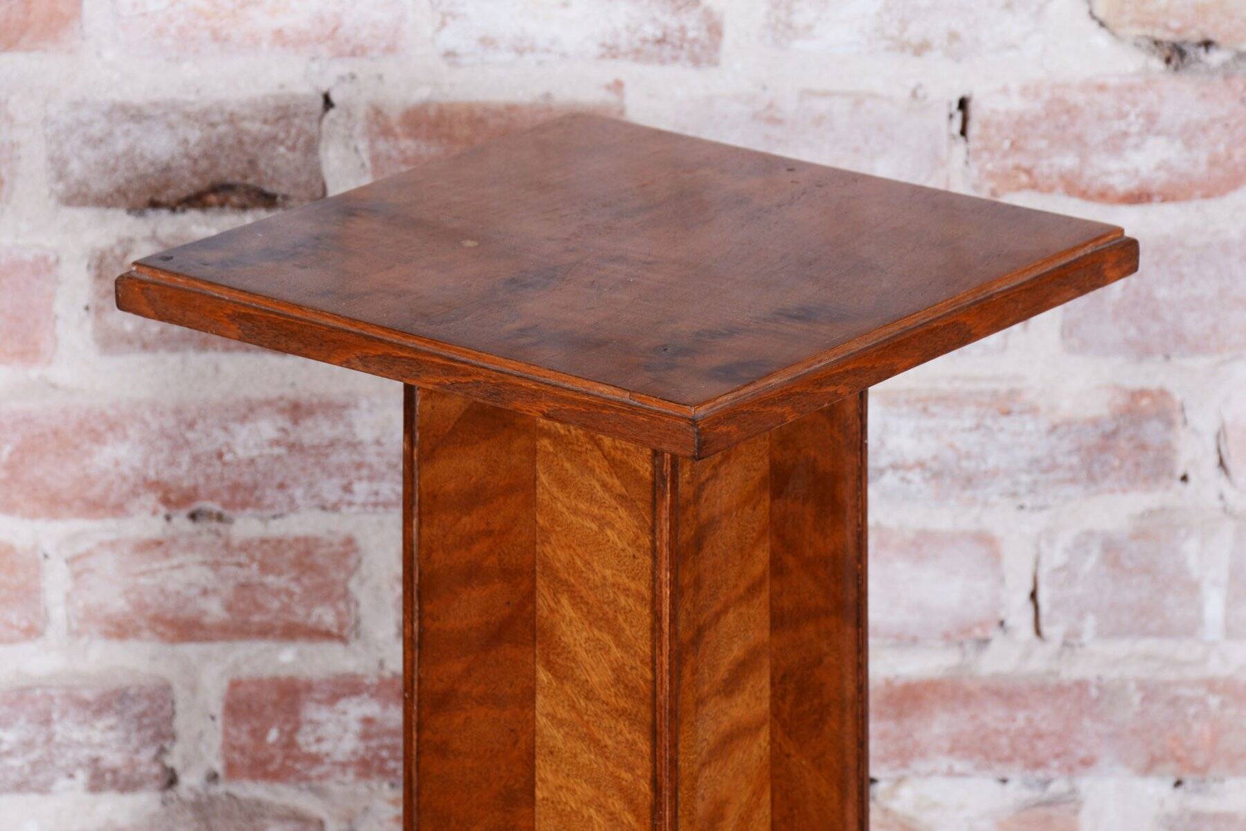 Art Deco Pedestal in Spruce and Oak, 1920s
