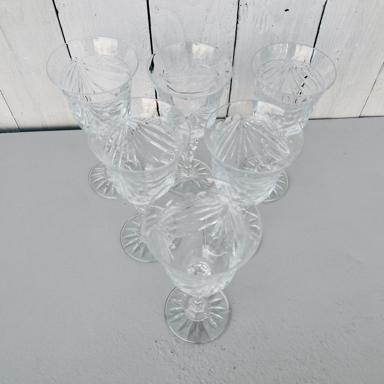 Verres à vin en cristal frise rubans vintage