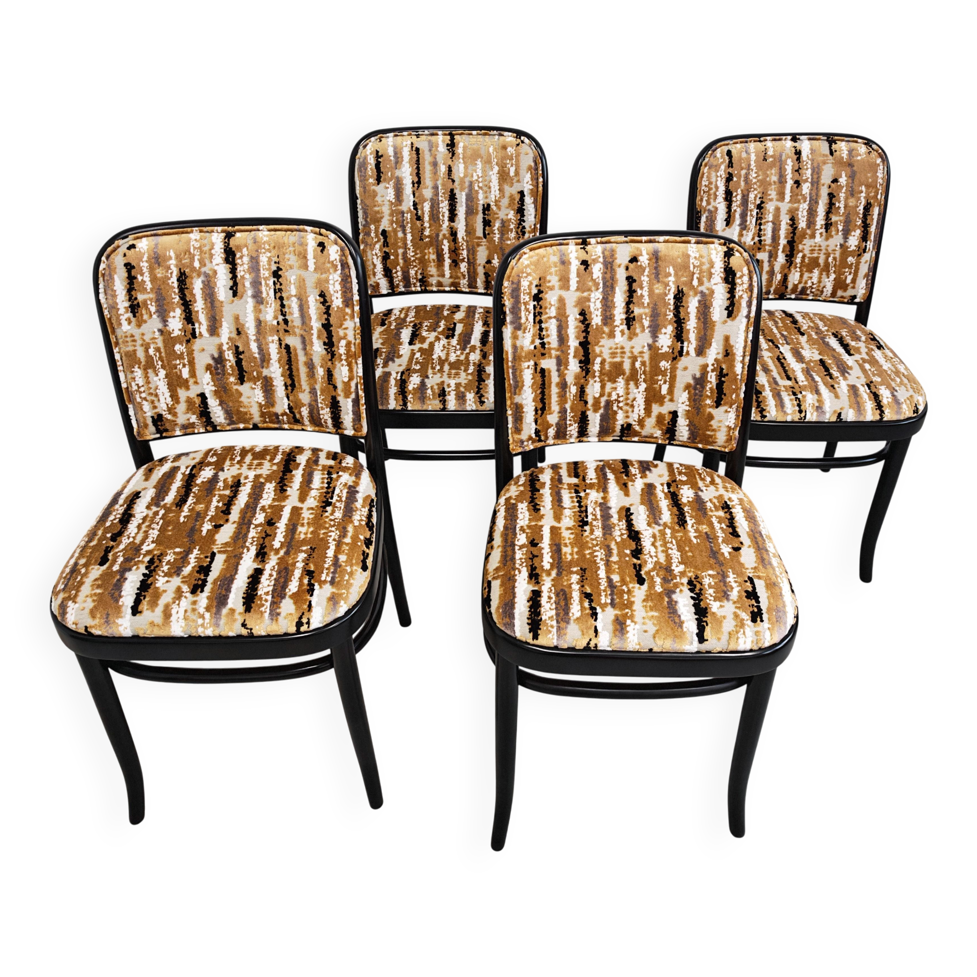 Set of 4 curved wood dining chairs by Josef Hoffmann for Mundus.