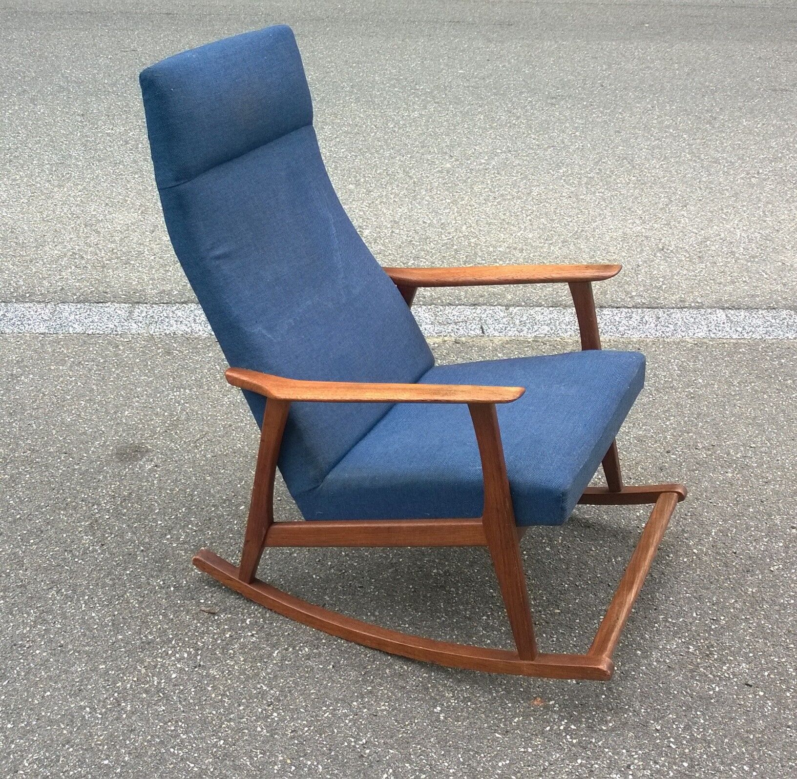 Scandinavian rocking chair in teak
