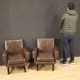 Paire de fauteuils italiens en skai