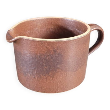 Pichet - pot à crème- en faience émaillée marron