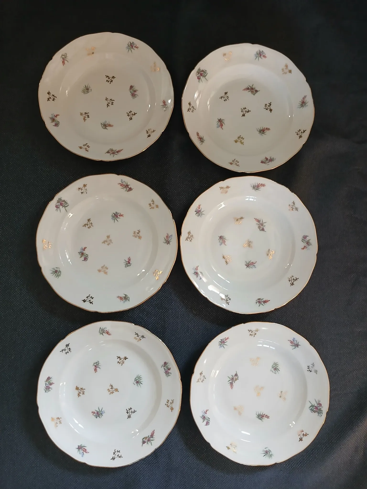 6 antique deep plates in porcelain