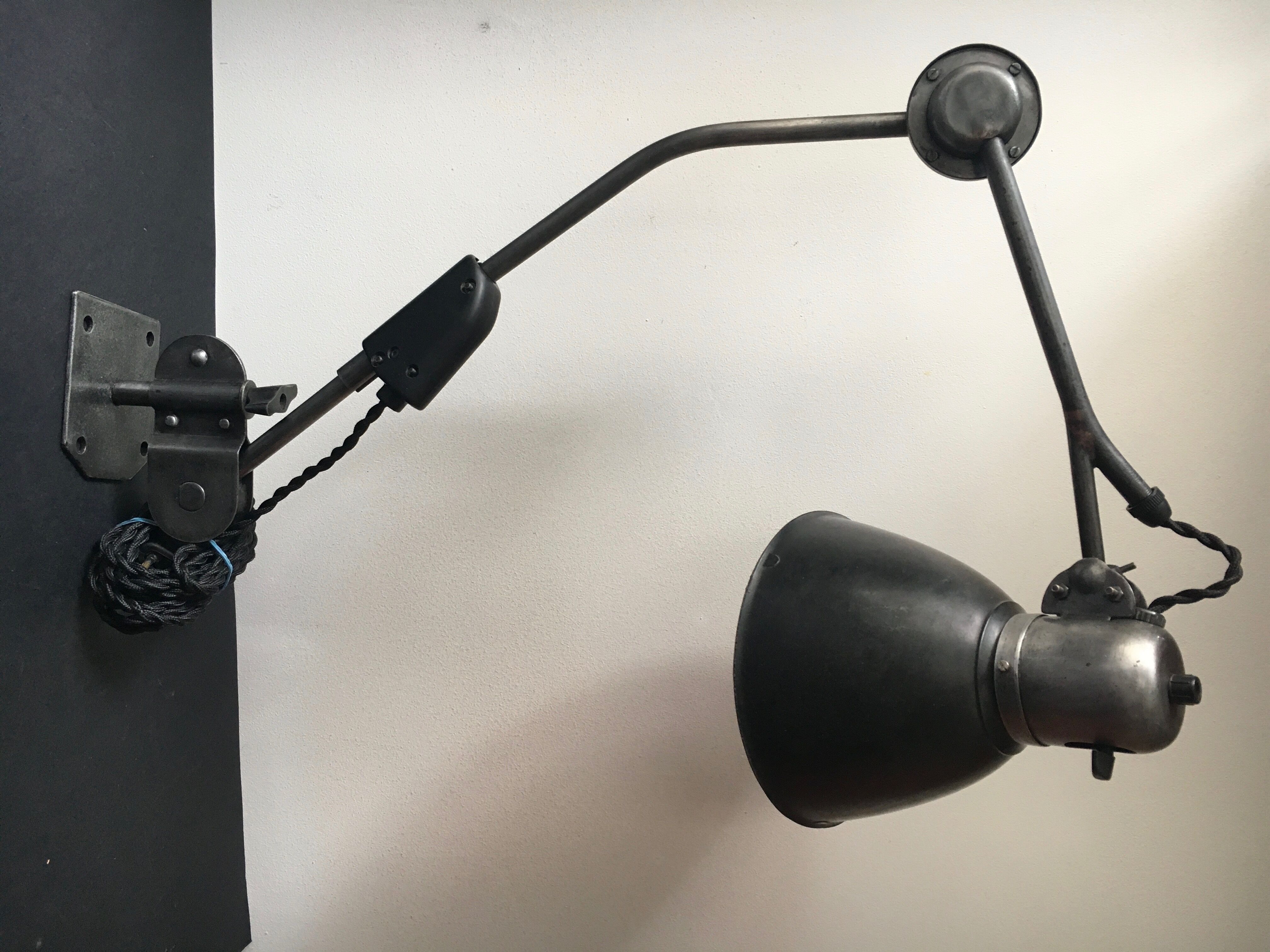 Workshop industrial german Reif wall light