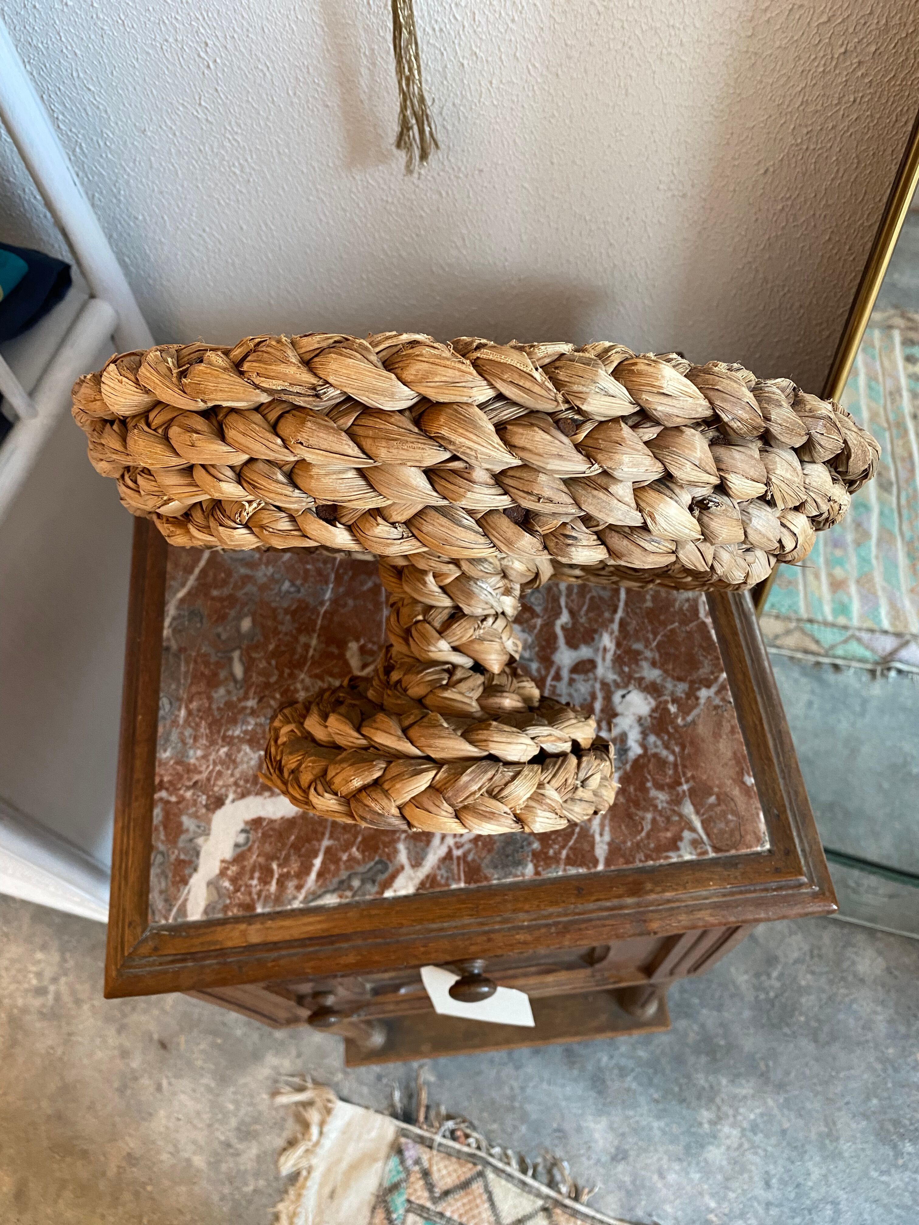 Rattan fruit cup