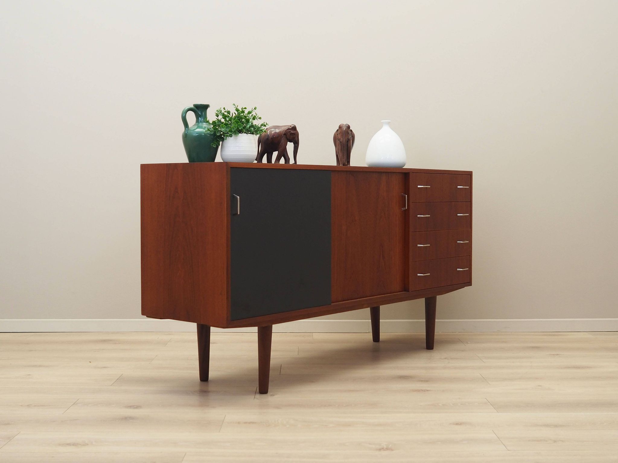 Enfilade danoise en teck, années 1960