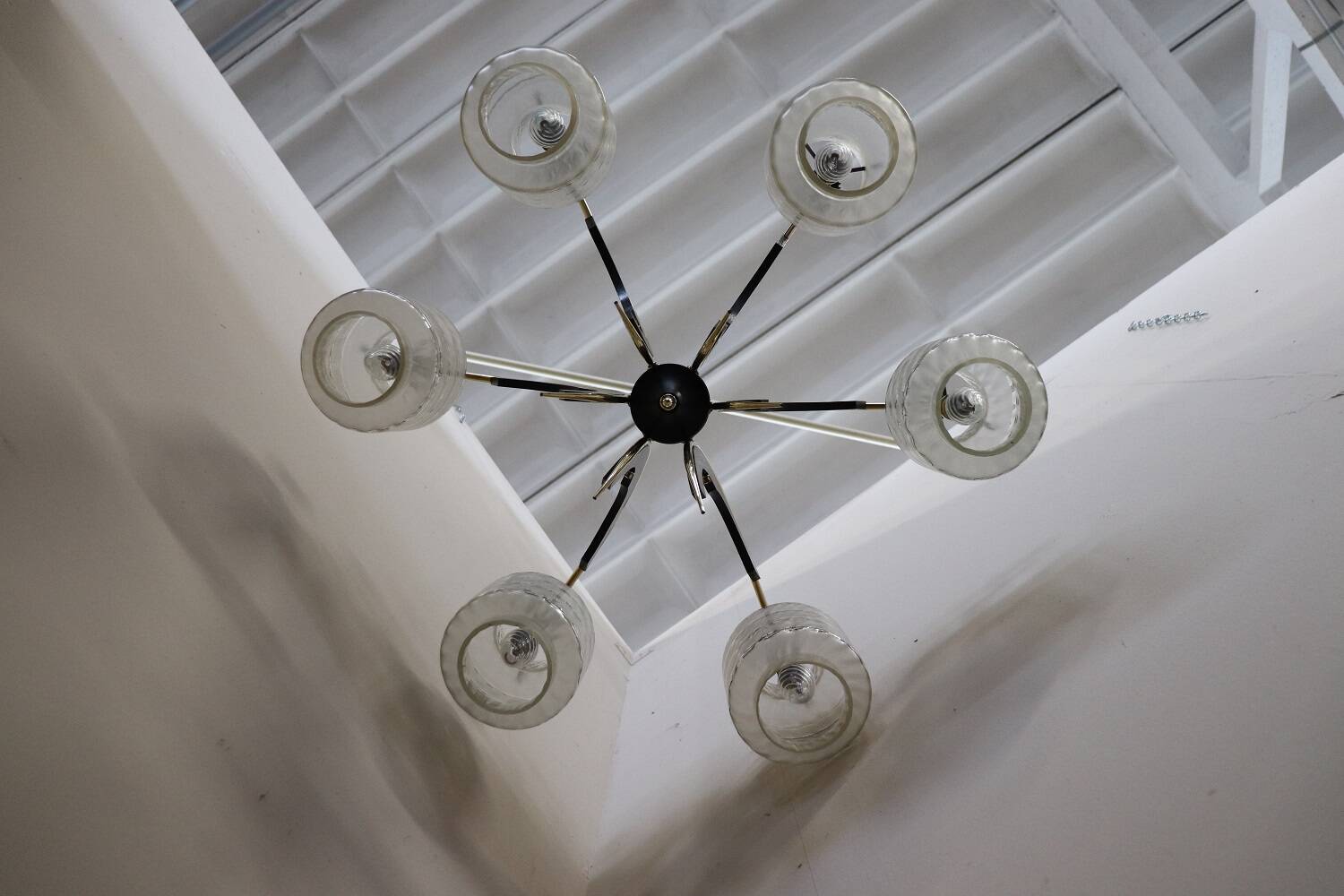 Glass, wood, brass and black lacquered metal chandelier, Italy, 1950