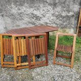 Table + 4 solid teak chairs