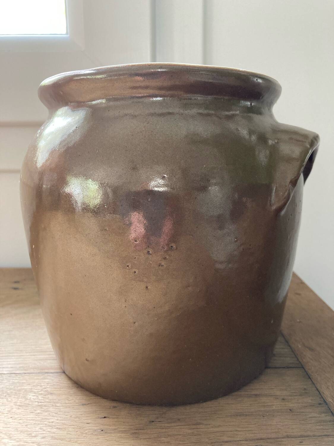 Brown stoneware jar