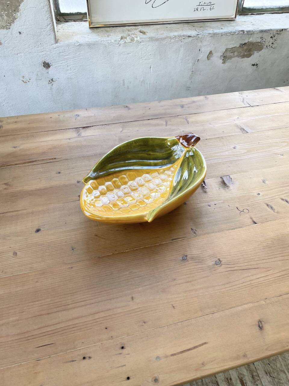 Large ceramic “corn” dish