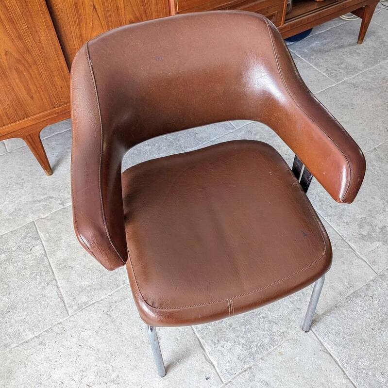 Fauteuil vintage en similicuir marron