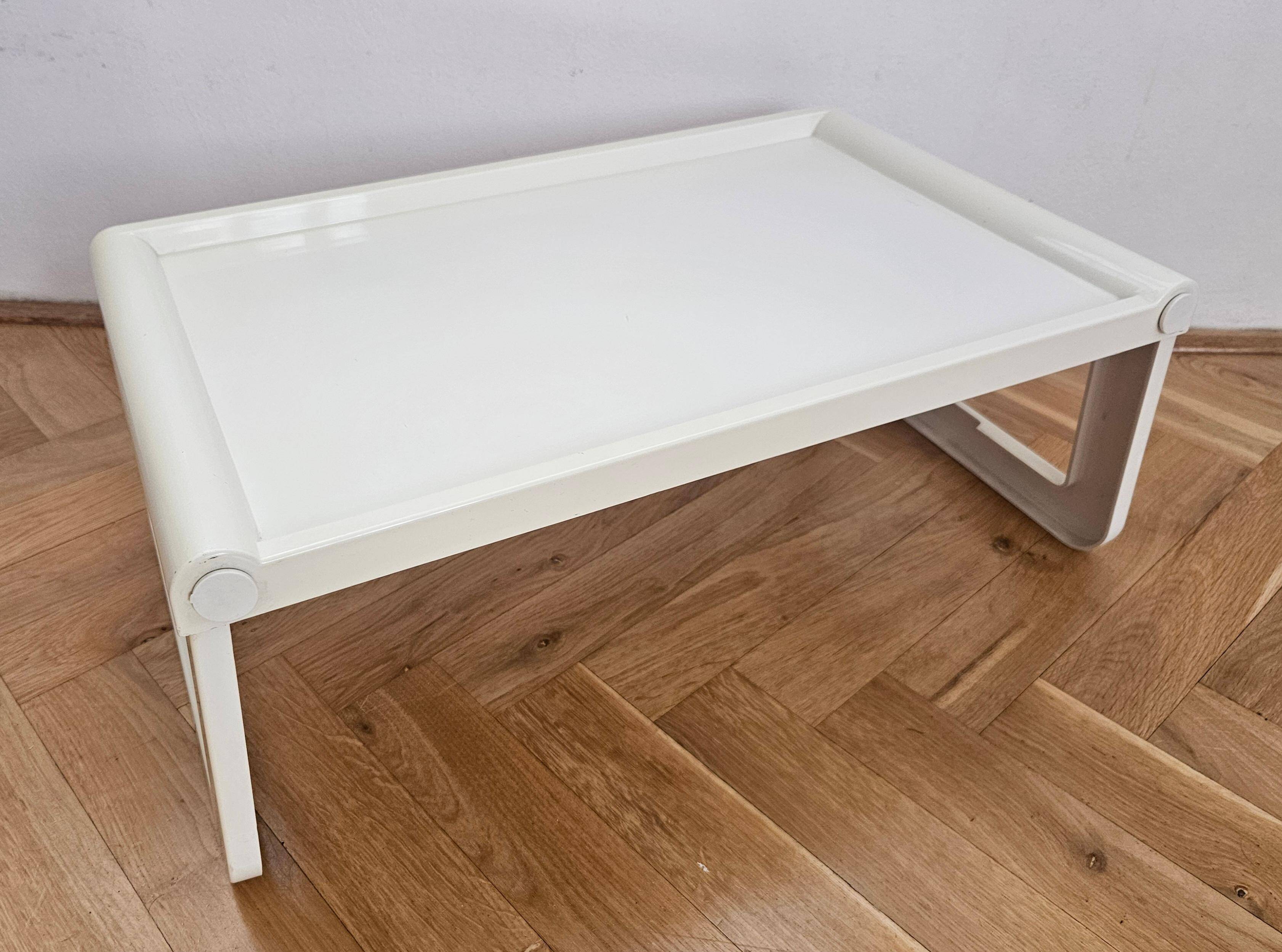Midcentury Space Age Bed Breakfast Table Tray Guzzini, Luigi Massoni, 1970s