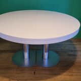 Ligne Roset table in glossy white lacquer, chrome legs, 2 extensions.