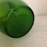 Vase en verre soufflé vert