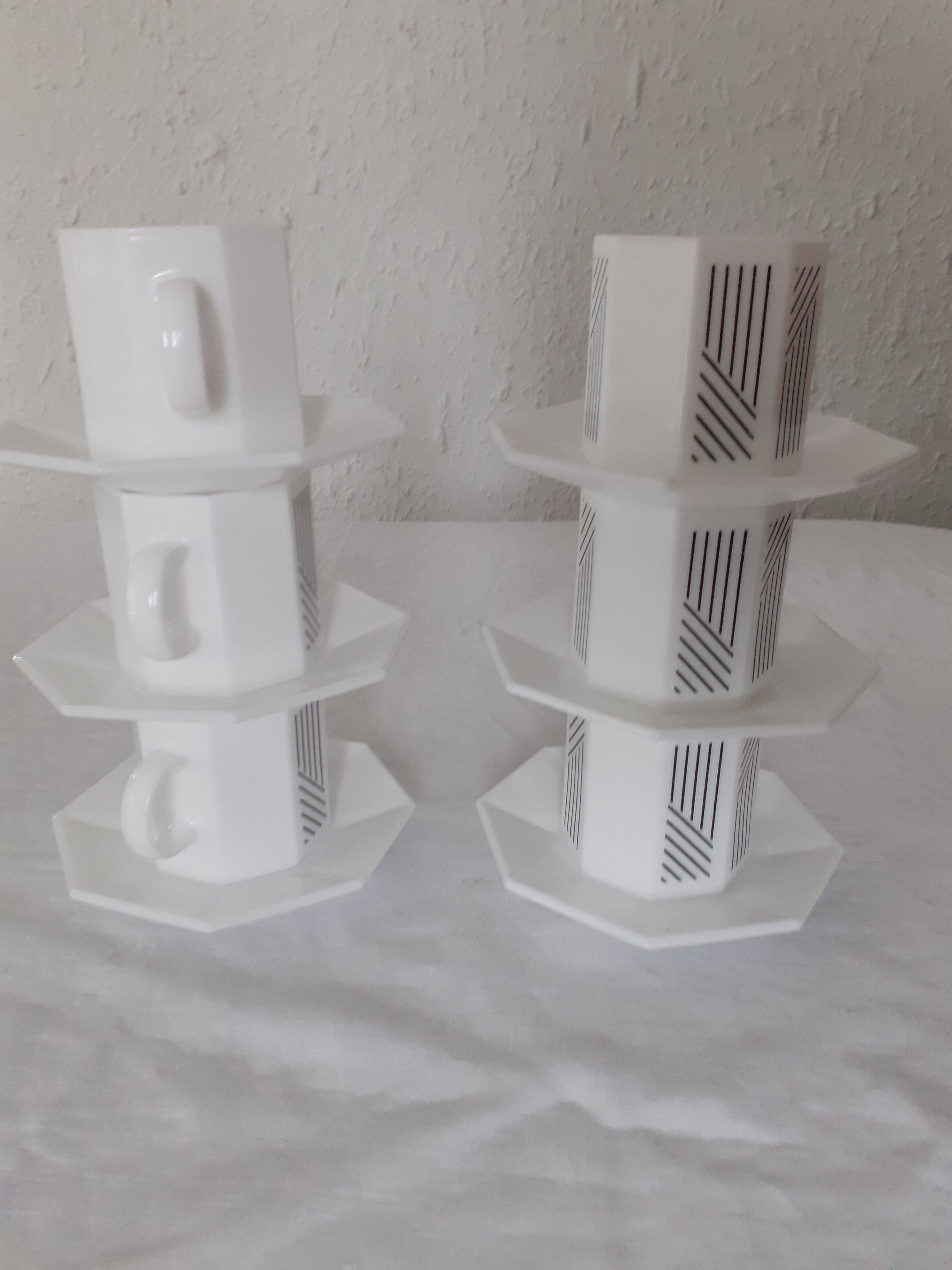 Set de 6 tasses et sous-tasses octogonales Arcopal blanche et noire modèle octime