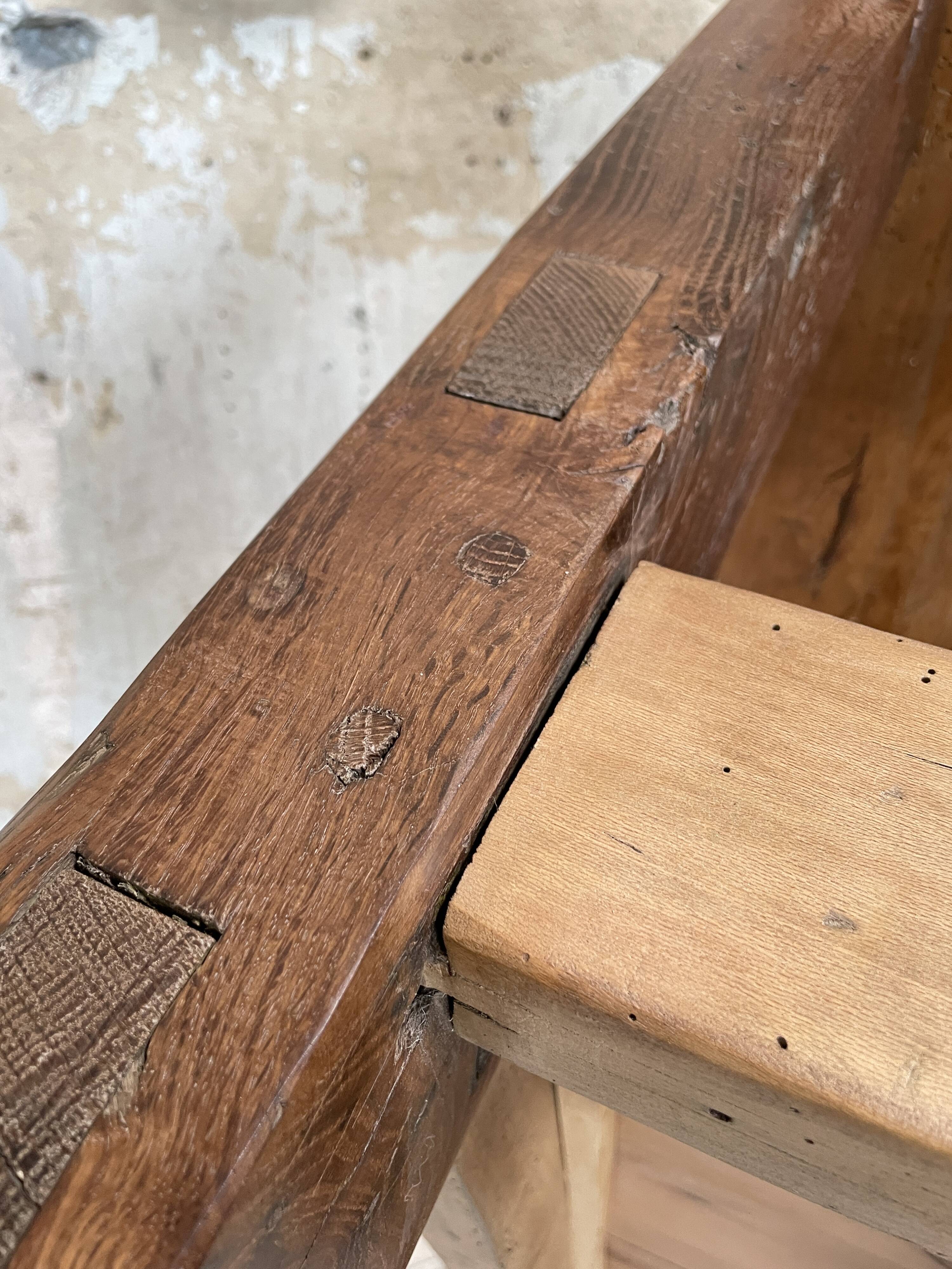 Solid wood carpenter's workbench
